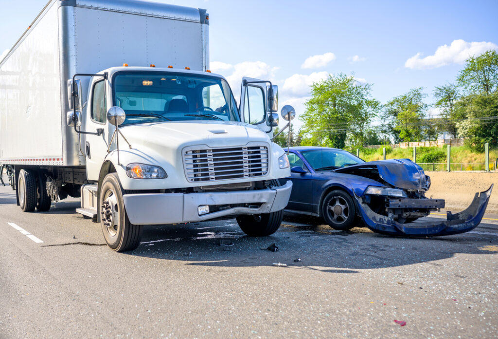 How Knowles Law Firm Handles the Difference Between Car and Truck Accidents When Fighting For Clients